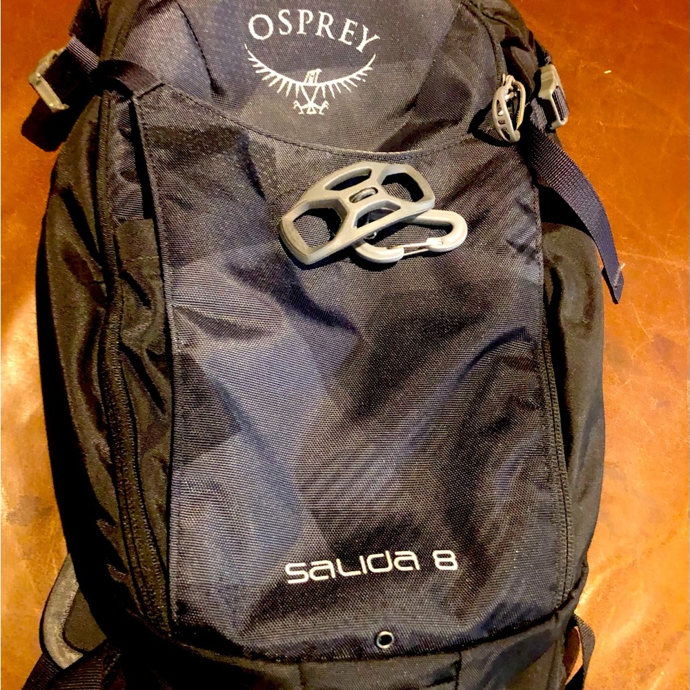 Osprey Salida 8 women’s bike hydration pack. Black, like new!